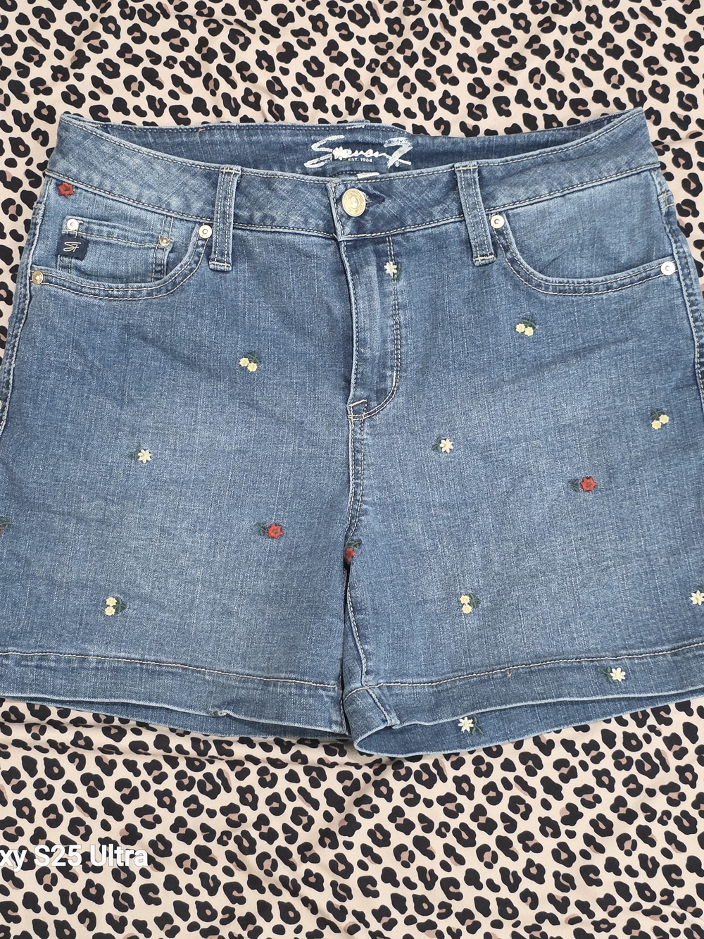 Seven7 Blue Denim Shorts with Embroidered Flowers 8